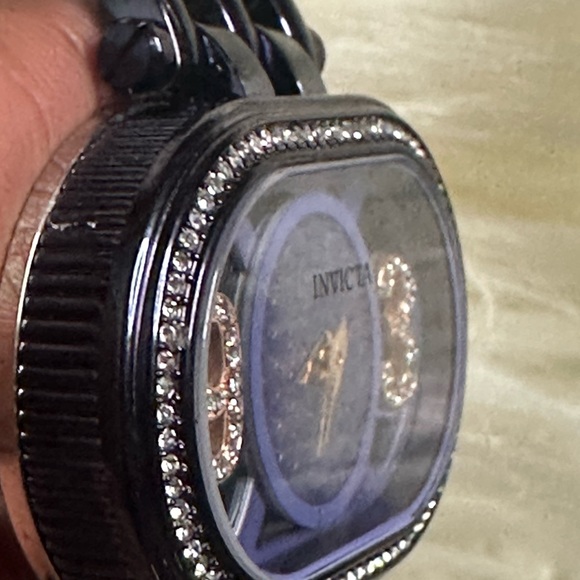 Purple Limited Edition Invicta Watch. - Picture 3 of 7